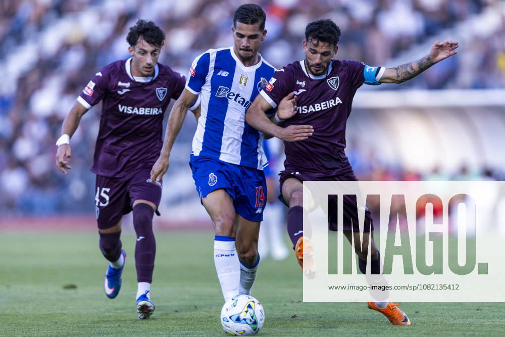 Viseu, August 29 - Andre Silva of FC Porto is seen on action during the Academico de Viseu FC x FC Porto match for the Liga Portugal Betclic 2026 27 on August 29, 2026 at Estadio Municipal do Fontelo, Viseu, Portugal Sao Torcato Portugal - ZUMAl192 20260829_zsp_l192_080
