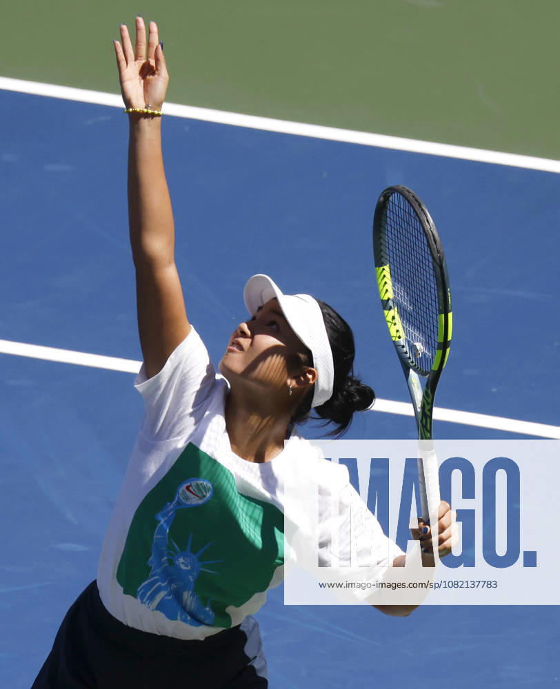 Alexandra Eala of the Philippines practices on The Grandstand Court with Naomi Osaka of Japan at the 2026 US Open Tennis Championship at the USTA Billie Jean King National Tennis Center in New York City on Saturday, August 29, 2026. NYP20260829104 JOHNxANGELILLO