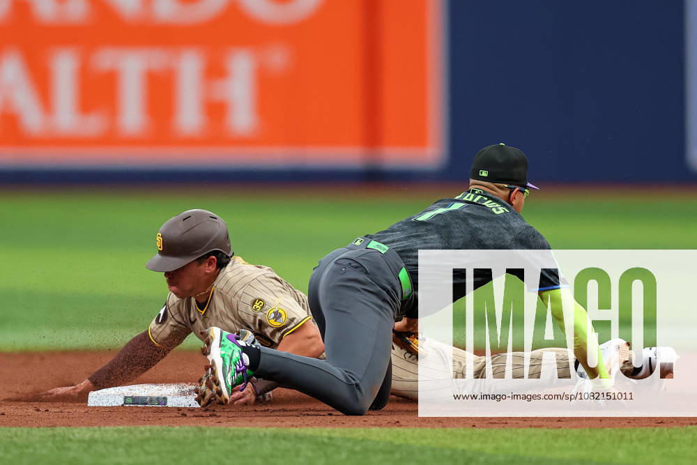 San Diego Padres left fielder DUSTIN HARRIS (29) slides into second base against Tampa Bay Rays. The Tampa Bay Rays hosted the San Diego Padres at Tropicana Field in St. Petersburg, FL. MLB, Baseball Herren, USA 2026: San Diego Padres 6:7 Tampa Bay Rays - ZUMAm299 20260829_znp_m299_019