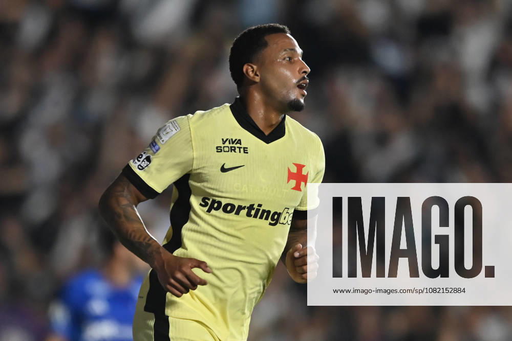 VASCO X CRUZEIRO RIO DE JANEIRO, RJ - 29.08.2026: VASCO X CRUZEIRO - David scores a goal during Vasco da Gama x Cruzeiro, a match valid for the 25th round of the 2026 Brazilian Championship, held at the Sao Januario stadium, located in the city of Rio de Janeiro (RJ), on the night of this Saturday (29). (Photo: Nayra Halm Fotoarena) x3006791x NayraxHalm