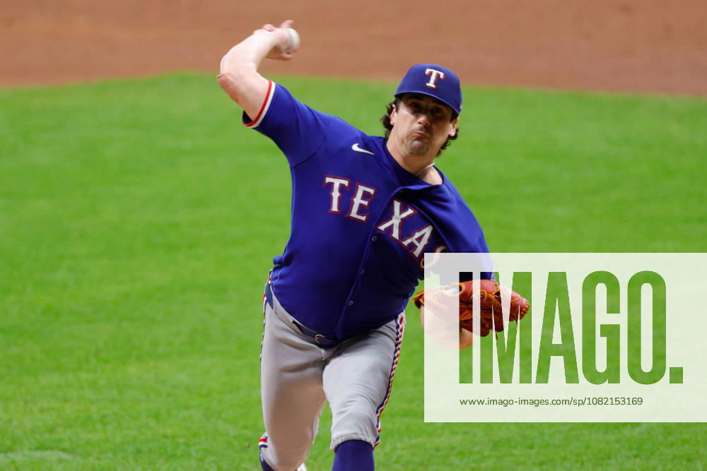 Texas Rangers pitcher CAL QUANTRILL (44) pitches in a baseball game, Saturday, Aug. 28, 2026, in Milwaukee, Wisconsin. Milwaukee USA - ZUMAa325 20260829_zsa_a325_003