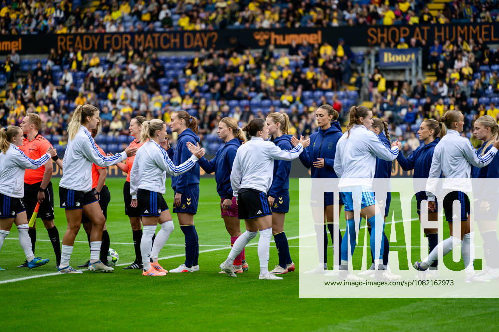 Broendby IF v FC Copenhagen, A-Liga football, Broendby, Denmark Broendby, Denmark. 29th, August 2026. The players from the two teams greet each other before kick-off at the A-Liga match between and Broendby IF and FC Copenhagen at Brondby Stadion in Brondby. Denmark, Brondby, Brondby Stadion