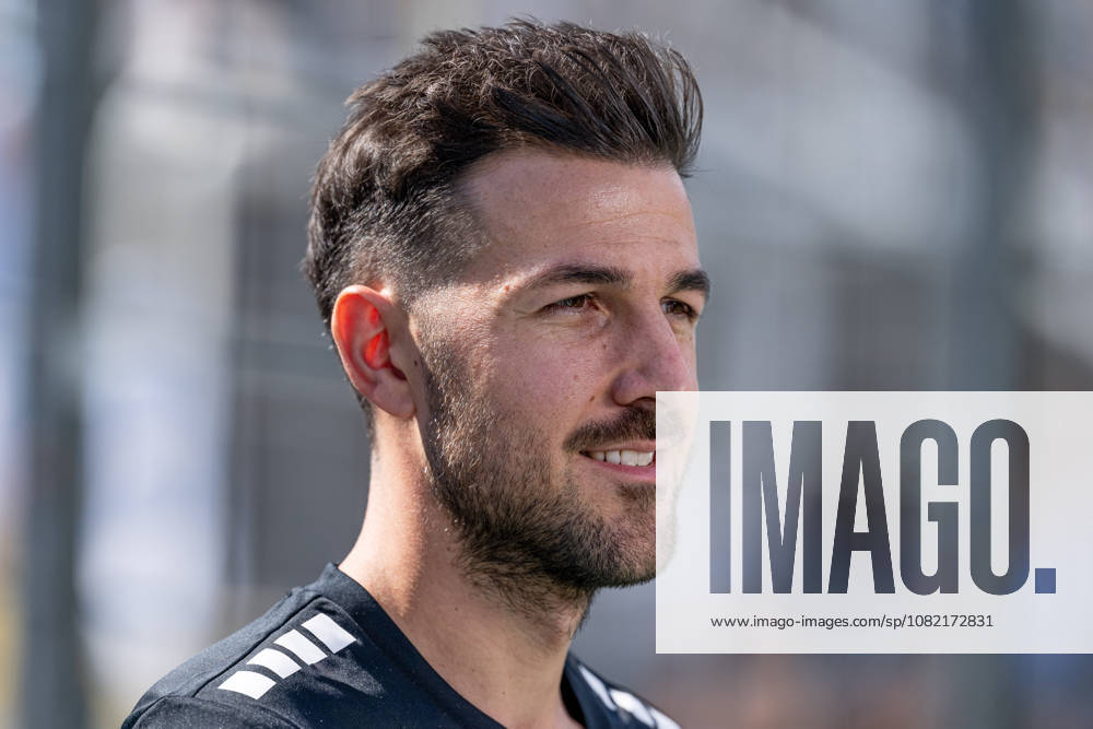 Rene Schroeder, Head Coach, TSV 1882 Landsberg, in an interview portrait (GER), TSV 1860 Munich vs. TSV Landsberg 1882, soccer, Bavarian Regional League, Matchday 6, 2026–2027 season, August 30, 2026 DFL and DFB regulations prohibit any use of photographs as image sequences and or quasi-video. Photo: HMB Media, Heike Feiner