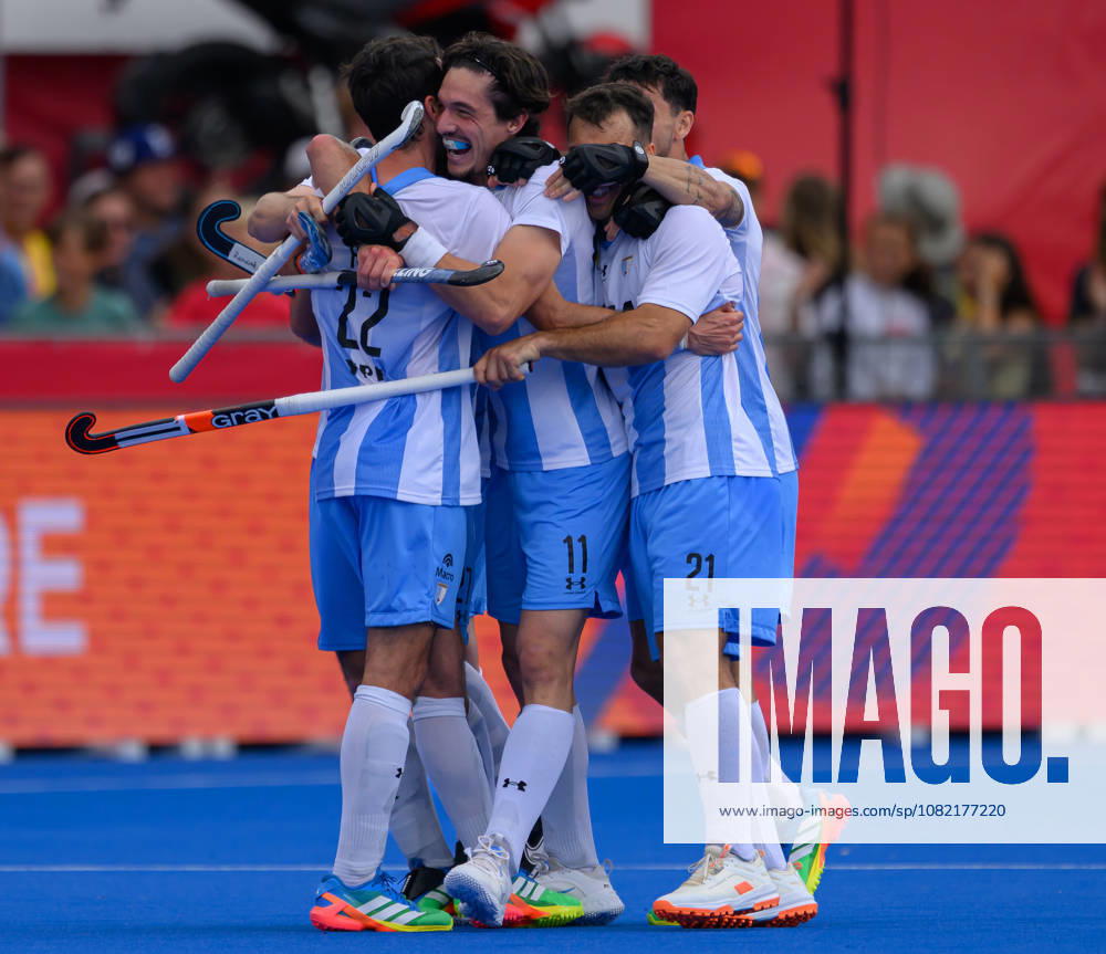 Mens Hockey World Cup Bronze Medal Match Matias Rey (C) of Argentina (Los Leones) is mobbed by team mates after scoring the winning goal in a 2-1 victory over Netherlands during the Mens FIH Hockey World Cup Bronze Medal Match at Belfius Hockey Arena, Brussels 30 08 2026 UK Newspapers OUT