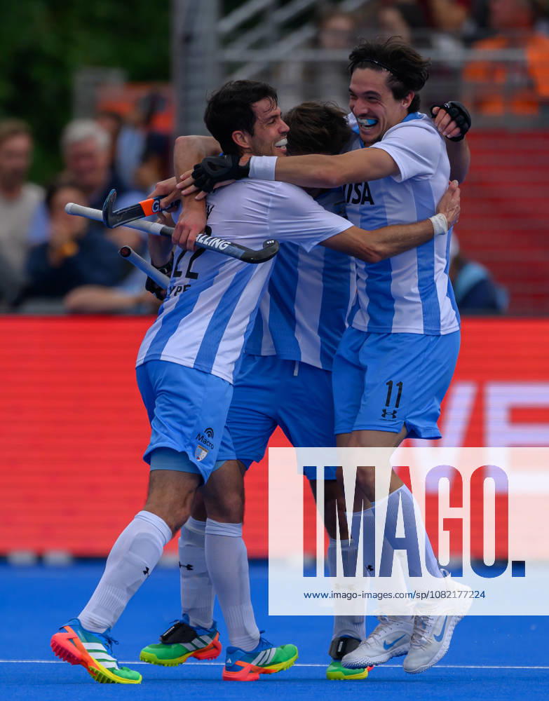 Mens Hockey World Cup Bronze Medal Match Matias Rey (left) of Argentina (Los Leones) is mobbed by team mates after scoring the winning goal in a 2-1 victory over Netherlands during the Mens FIH Hockey World Cup Bronze Medal Match at Belfius Hockey Arena, Brussels 30 08 2026 UK Newspapers OUT