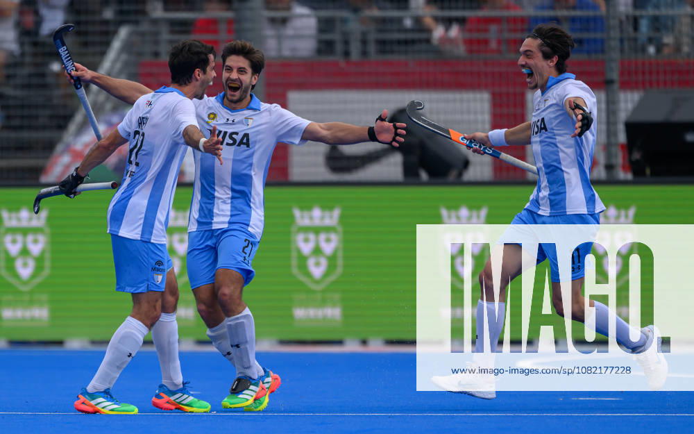 Mens Hockey World Cup Bronze Medal Match Matias Rey (C) of Argentina (Los Leones) is mobbed by team mates after scoring the winning goal in a 2-1 victory over Netherlands during the Mens FIH Hockey World Cup Bronze Medal Match at Belfius Hockey Arena, Brussels 30 08 2026 UK Newspapers OUT