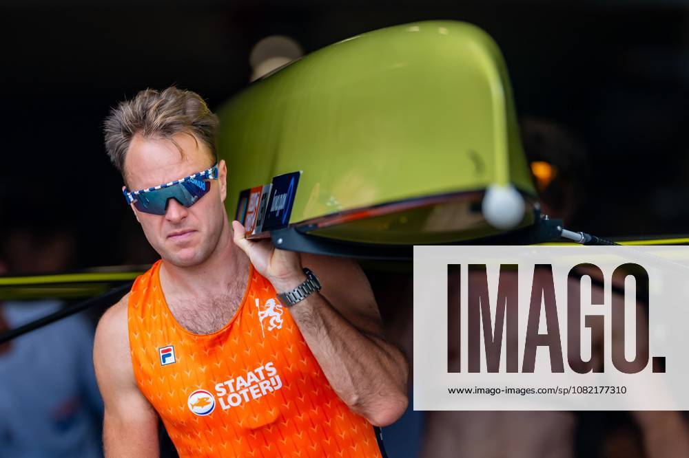 AMSTERDAM - Jan van der Bij with the men s eight ahead of the men s eight final on the seventh and final day of the World Rowing Championships at the Bosbaan in the Amsterdam Forest. IRIS VAN DEN BROEK ANP ANPxSportx IVx 566598251 originalFilename: 566598251