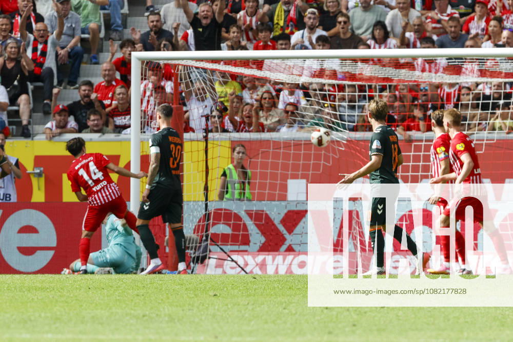 1–0 Goal for SC Freiburg by Yuito Suzuki SC Freiburg, 14, Germany, Soccer, Bundesliga 1, Matchday 1, 2026–2027, SC Freiburg vs. SV Werder Bremen, August 30, 2026, Freiburg im Breisgau, Europa-Park Stadium, Germany