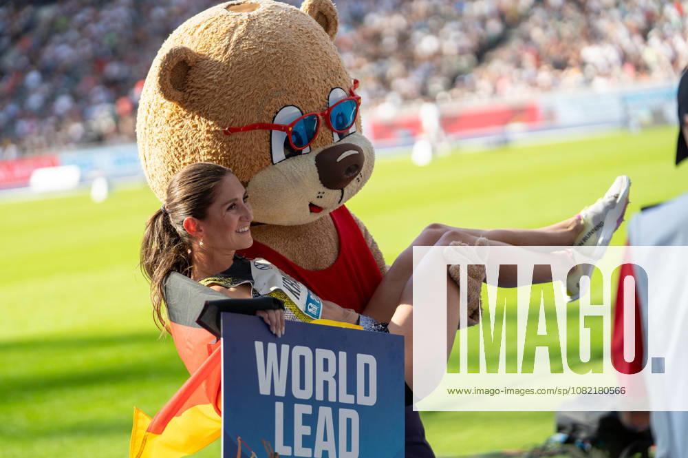 German Track and Field, Track and Field Meet, ISTAF 2026 Sports Festival on August 30, 2026, at the Olympic Stadium in Berlin: 2,000-meter steeplechase finish line—Gesa Krause with the ISTAF mascot