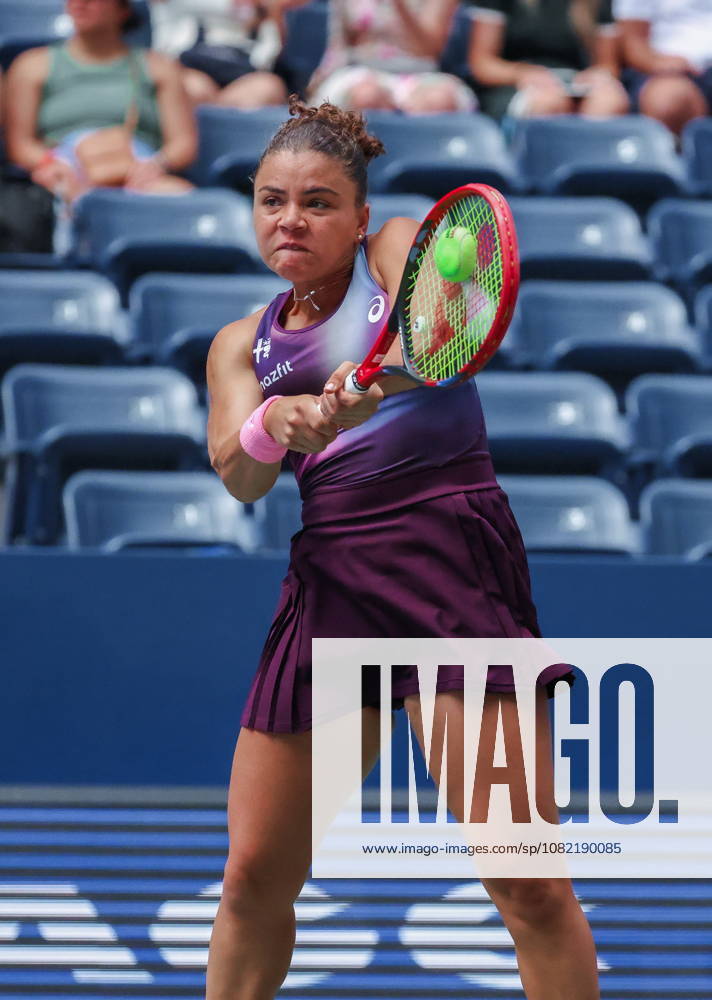 US Open tennis tournament - Day 1 Jasmine Paolini of Italy in action against Veronika Erjavec of Slovenia during the Womens Singles round one of the US Open Tennis Championships at the USTA Billie Jean King National Tennis Center in Flushing Meadows, New York, USA, 30 August 2026. The 2026 US Open tournament runs from 23 August through 13 September. FLUSHING MEADOWS NEW YORK United States