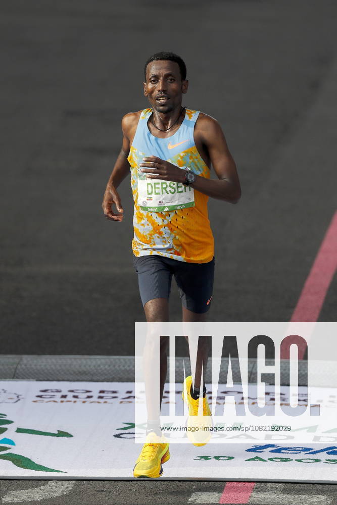 43rd edition of the Mexico City Marathon Ethiopian Balew Yihunie crosses the finish line in third place at the 43rd edition of the Mexico City Marathon 2026 in Mexico City, Mexico, 30 August 2026. Ciudad de México (es-ES) Mexico