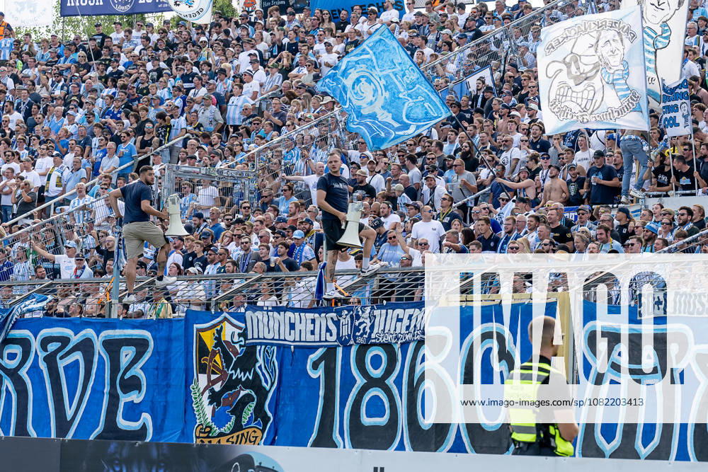 The west stand, filled with Löwen fans, cheerleaders, and a banner reading Munich’s Youth, is rooting for TSV GER, TSV 1860 Munich vs. TSV Landsberg 1882, soccer, Bavarian Regional League, Matchday 6, 2026–2027 season, August 30, 2026 DFL and DFB regulations prohibit any use of photographs as image sequences and or quasi-video. Photo: HMB Media, Heike Feiner