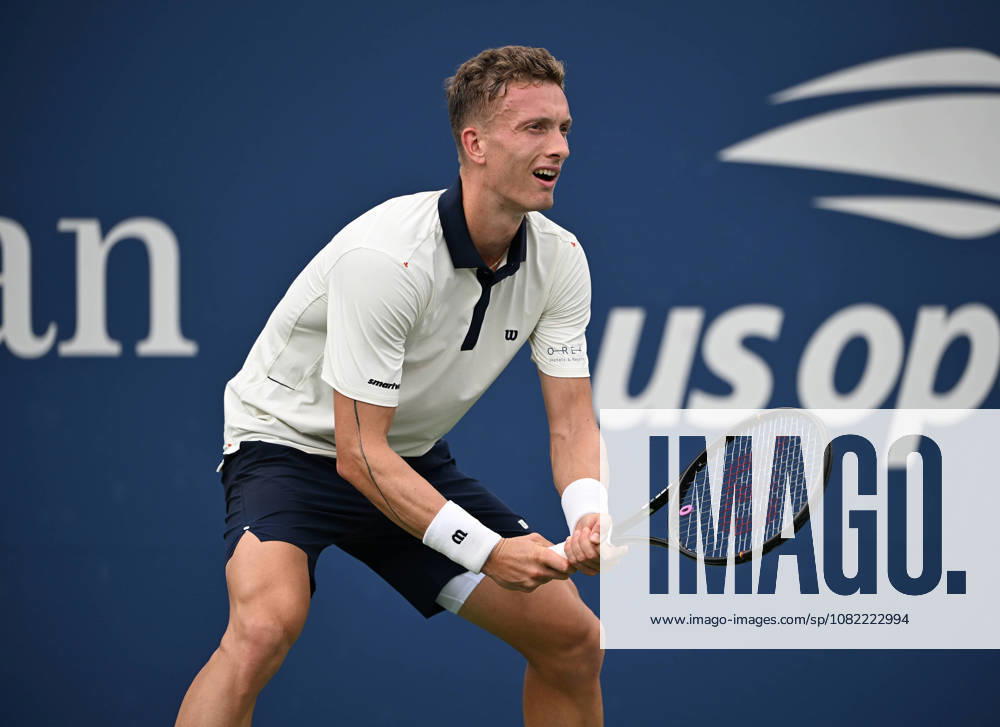 FLUSHING NY- AUGUST 30: Jasmine Paolini Vs Veronika Erjavec during day 6 of the 2026 US Open at the USTA Billie Jean King National Tennis Center on August 30, 2026 in Flushing Queens.