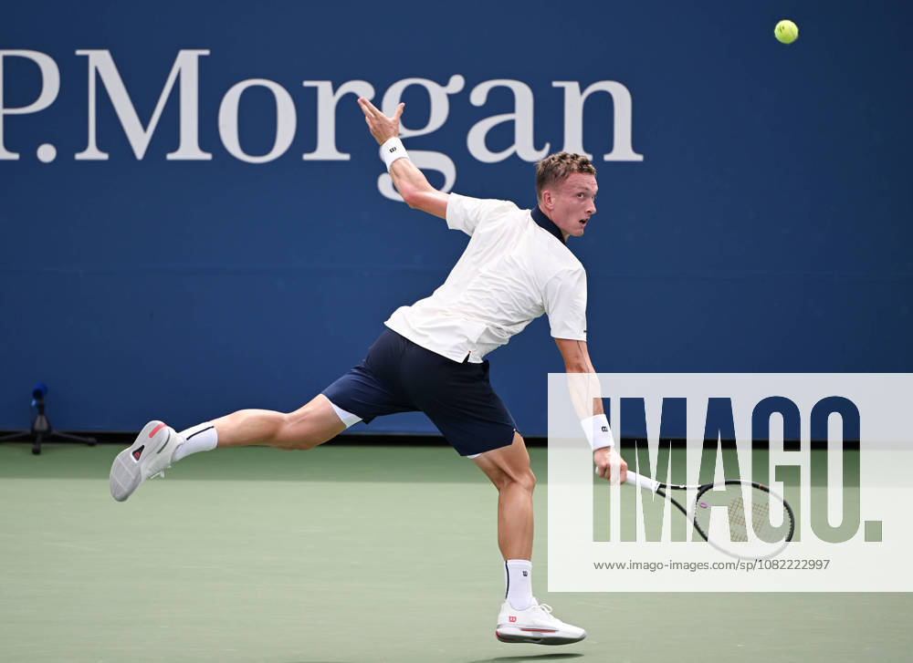 FLUSHING NY- AUGUST 30: Jiri Lehecka Vs Pablo Carreno Busta during day 6 of the 2026 US Open at the USTA Billie Jean King National Tennis Center on August 30, 2026 in Flushing Queens.