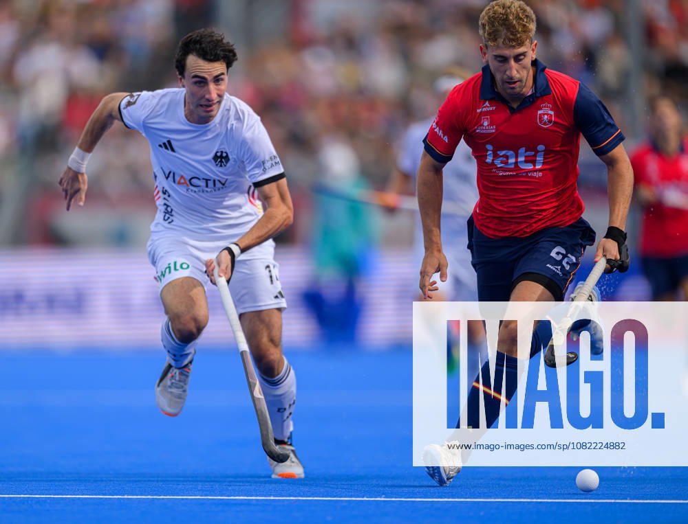Mens Hockey World Cup Final Teo Hinrichs and Pol Cabre Verdiell in action during the Mens FIH Hockey World Cup Final between Germany and Spain at Belfius Hockey Arena, Brussels 30 08 2026 UK Newspapers OUT