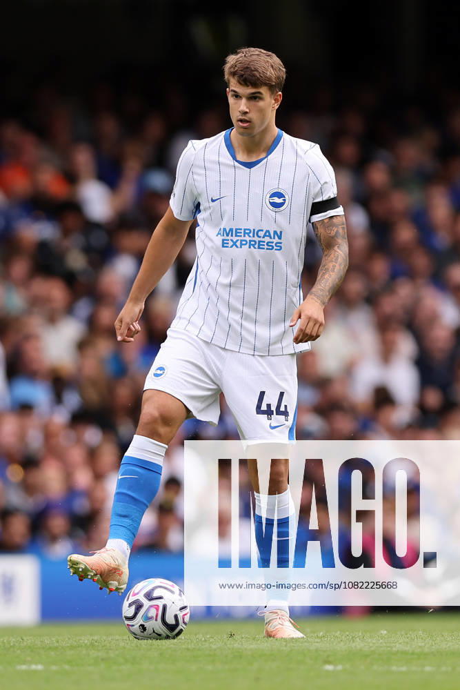 London, England, 30th August 2026. Luka Vuskovic of Brighton & Hove Albion during the Chelsea vs Brighton and Hove Albion Premier League match at Stamford Bridge, London. Picture credit should read: David Klein Sportimage . SPI_017_DK_Chelsea_Brighton SPI-4944-0017