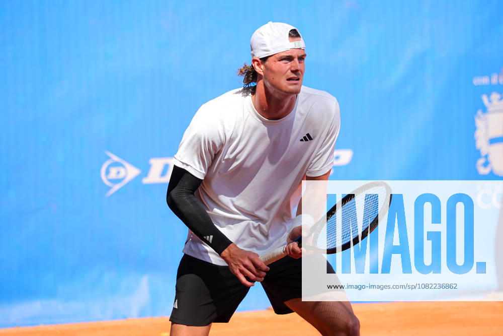 IPA87973699 - Olle Wallin (SWE) during the Como Lake Challenger, an international tennis tournament in Como, Italy, on August 31, 2026