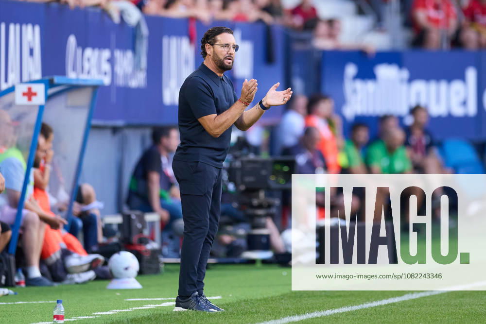 Jose Bordalas head coach of Getafe CF reacts during the LaLiga EA Sports match between CA Osasuna and Getafe CF at El Sadar on August 31, 2026, in Pamplona, Spain. Pamplona Spain - ZUMAa181 20260831_zaa_a181_067