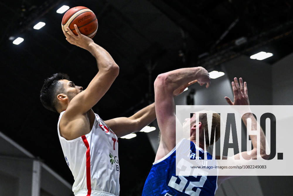 Iceland v Turkiye - FIBA Basketball World Cup 2027 European Qualifiers REYKJAVIK, ICELAND - AUGUST 31: Omer Faruk Yurtseven (L) of Turkiye in action against Tryggvi Hlinason (32) of Iceland during the FIBA Basketball World Cup 2027 European Qualifiers Second Round Group J match between Iceland and Turkiye at Laugardalsholl in Reykjavik, Iceland, on August 31, 2026. Muhammed Enes Yildirim Anadolu Reykjavik Iceland. Editorial use only. Please get in touch for any other usage.