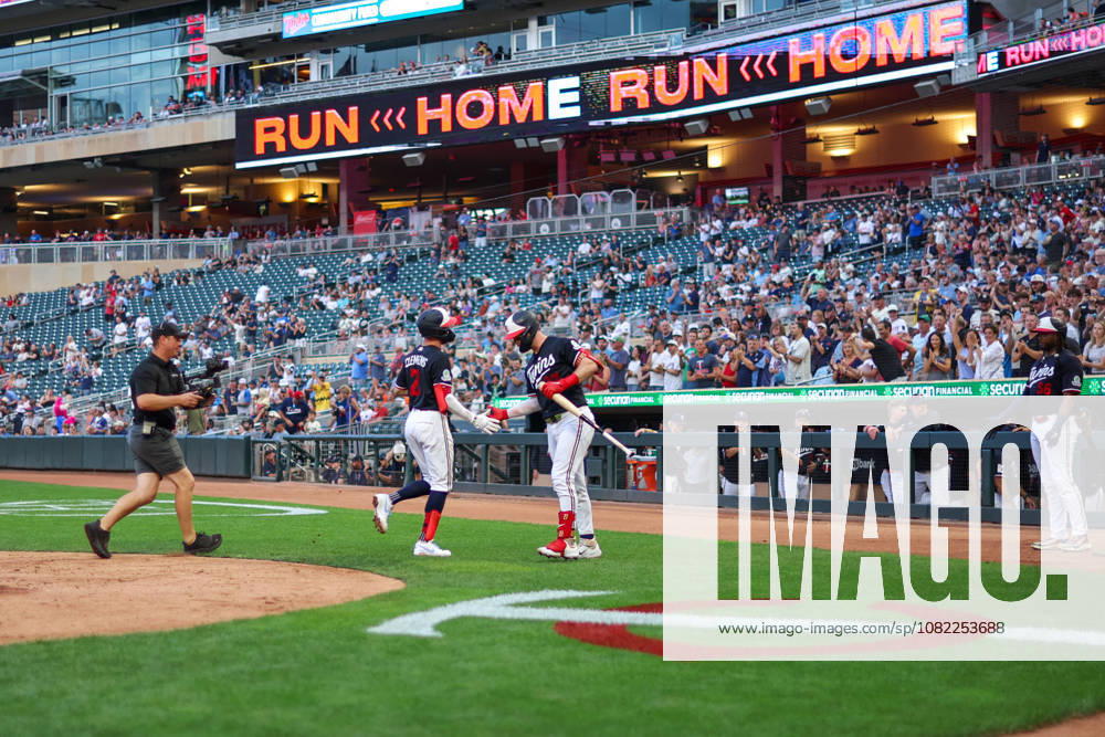 August 31st, 2026: Minnesota Twins second baseman Kody Clemens (2) celebrates a solo home run in the fourth inning during a MLB, Baseball Herren, USA Baseball game between the Detroit Tigers and the Minnesota Twins at Target Field in Minneapolis, Minnesota. CSM MLB 2026: Tigers Vs Twins AUG 31 - ZUMAc04_ 20260831_zma_c04_016