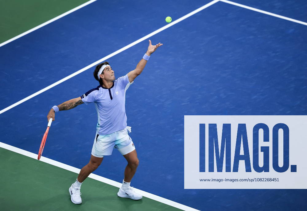 US Open tennis tournament - Day 3 Francisco Comesana of Argentina in action against Flavio Cobolli of Italy during the men s singles first round of the US Open Tennis Championships at the USTA Billie Jean King National Tennis Center in Flushing Meadows, New York, USA, 01 September 2026. The 2026 US Open tournament runs from 23 August through 13 September. FLUSHING MEADOWS NEW YORK United States