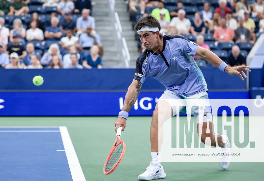 US Open tennis tournament - Day 3 Francisco Comesana of Argentina in action against Flavio Cobolli of Italy during the Men s Singles first round match of the US Open Tennis Championships, in Flushing Meadows, New York, USA, 01 September 2026. FLUSHING MEADOWS NEW YORK United States