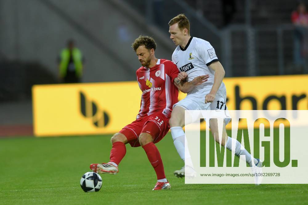 Head-to-head between Maurice Springfeld (KSV Hessen Kassel 31) and Tim Sausen (SV Eintracht Trier 17), GER, KSV Hessen Kassel vs. SV Eintracht Trier, Soccer, Regionalliga Southwest, 2026–2027 season, Matchday 3, September 1, 2026, GER, Soccer, Regionalliga Southwest, KSV Hessen Kassel vs. SV Eintracht Trier, September 1, 2026, Kassel