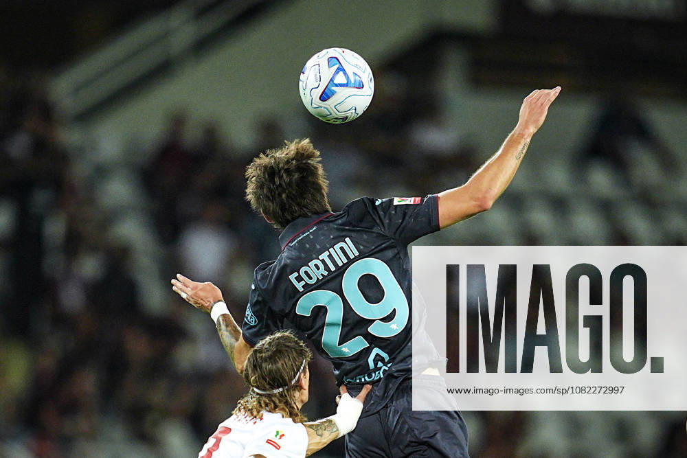 Torino s Niccolo Fortini jumps for the ball during Frecciarossa Italian Cup 2026 2027 soccer match between Torino and Monza at the at the Stadio Olimpico Grande Torino in Turin, north west Italy - Tuesday, September 01, 2026. - Soccer .