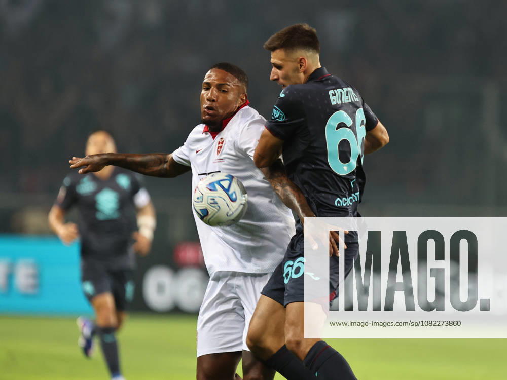 IPA88009021 - Michael Folorunsho plays in the 2026–2027 Coppa Italia match between Torino and Monza in Turin on Tuesday