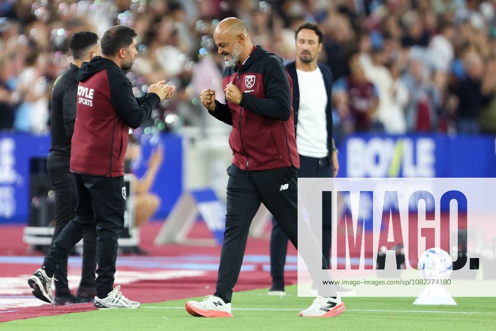 Nuno Espirito Santo, Manager of West Ham United celebrates after Konstantinos Mavropanos of West Ham United (not pictured) scored his team s fourth goal West Ham United v Wolverhampton Wanderers, EFL Championship, Football, London Stadium, London, UK, 01 09 2026, England - 01 Sep 2026London London Stadium England United Kingdom