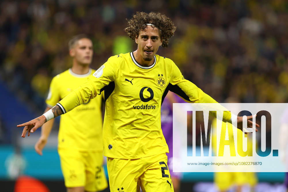 21 Fabio Silva of Borussia Dortmund celebrates his goal to make it 0–5. Soccer Men s DFB Cup 2026–2027 Season First Round HEBC vs. Borussia Dortmund September 1, 2026 Volksparkstadion