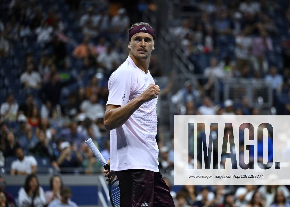 (260902) -- NEW, Sept. 2, 2026 -- Alexander Zverev of Germany celebrates scoring during the men s singles first round match between Alexander Zverev of Germany and Lorenzo Sonego of Italy at the 2026 US Open tennis championships in New York, the United States, Sept. 2, 2026. ) (SP)U.S.-NEW YORK-TENNIS-US OPEN-MEN S SINGLES LixRui
