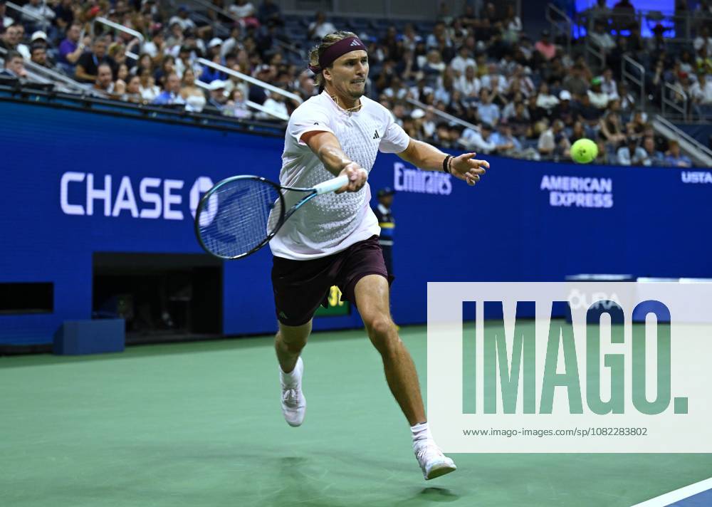 (260902) -- NEW, Sept. 2, 2026 -- Alexander Zverev of Germany hits a return during the men s singles first round match between Alexander Zverev of Germany and Lorenzo Sonego of Italy at the 2026 US Open tennis championships in New York, the United States, Sept. 2, 2026. ) (SP)U.S.-NEW YORK-TENNIS-US OPEN-MEN S SINGLES LixRui
