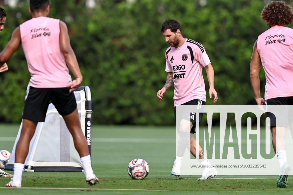 FORT LAUDERDALE, FL - SEPTEMBER 2: Leo Messi (10) of Inter Miami CF is seen during an Inter Miami Training Session at Florida Blue Training Center on September 2, 2026 in Fort Lauderdale, Florida. (Photo by Chris Arjoon Icon Sportswire) SOCCER: SEP 2 Inter Miami CF Training Icon2609020000004