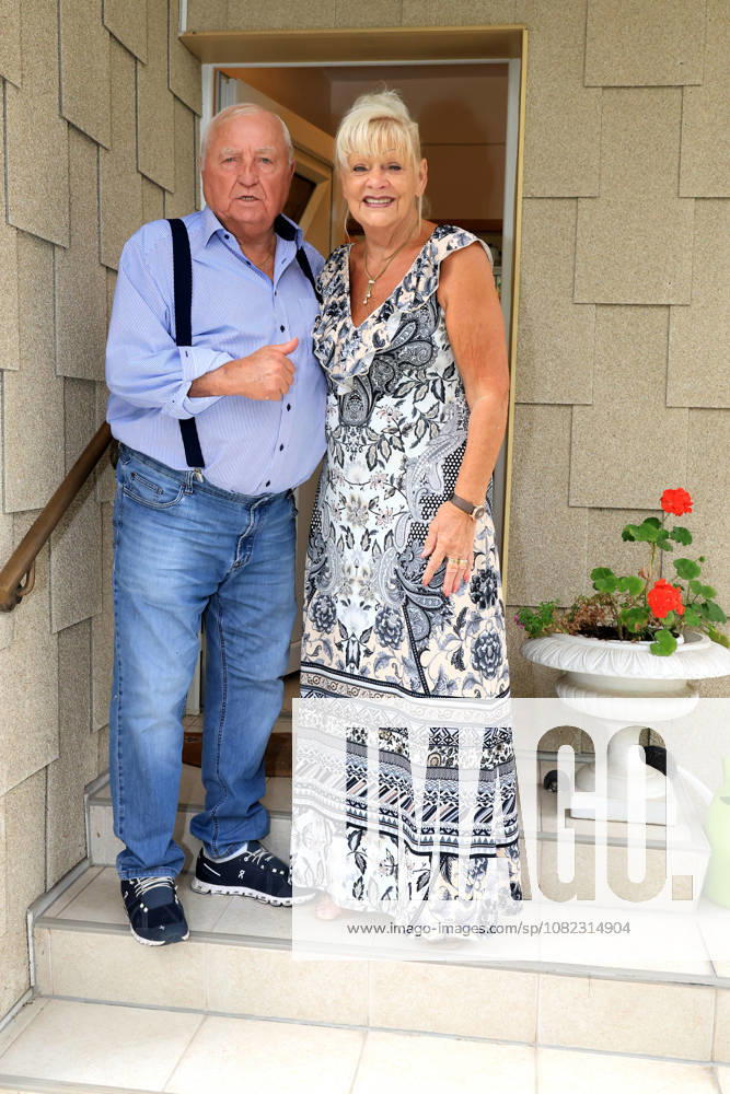 GER, Ulli Wegner, TV armchair, September 3, 2026, Berlin, Berlin, GER, Ulli Wegner, TV armchair, pictured: Uli and Magret Wegner, Berlin Berlin Berlin Germany