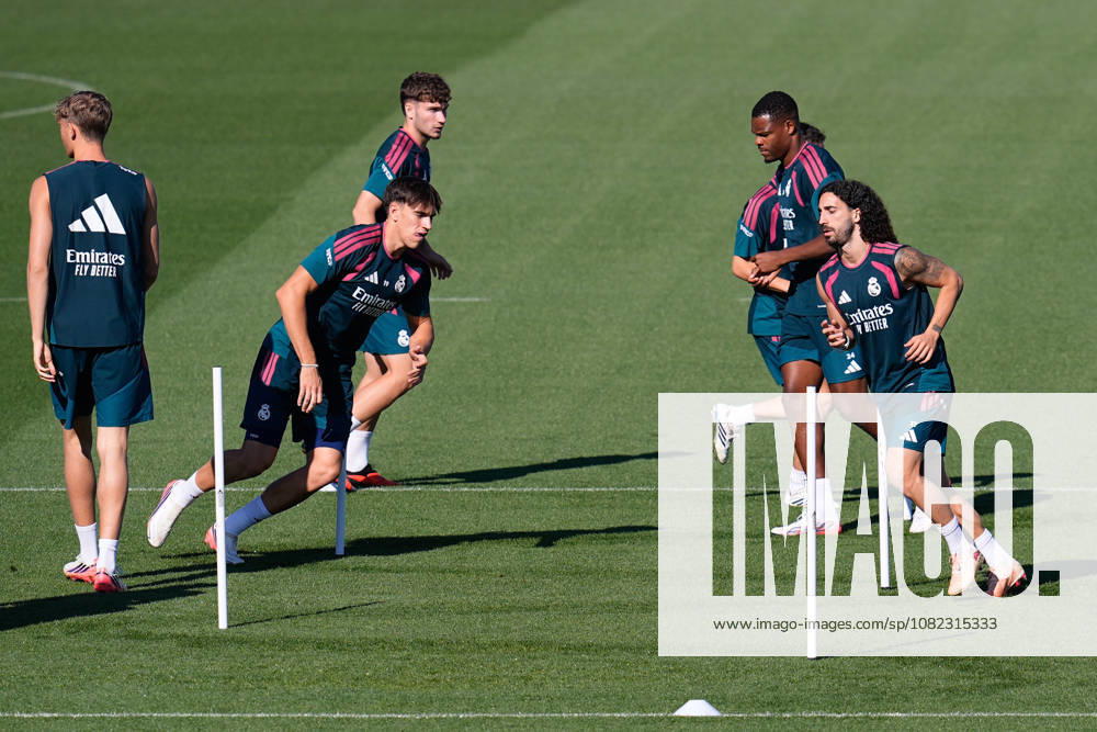 Marc Cucurella and Carlos Espi during the training day of Real Madrid ahead the Spanish League, LaLiga EA Sports, football match against Real Betis Balompie at Ciudad Deportiva Real Madrid on September 03, 2026, in Valdebebas, Madrid, Spain. Real Madrid Training And press conference, PK, Pressekonferenz - Laliga Ea Sports - ZUMAa181 20260903_zaa_a181_057