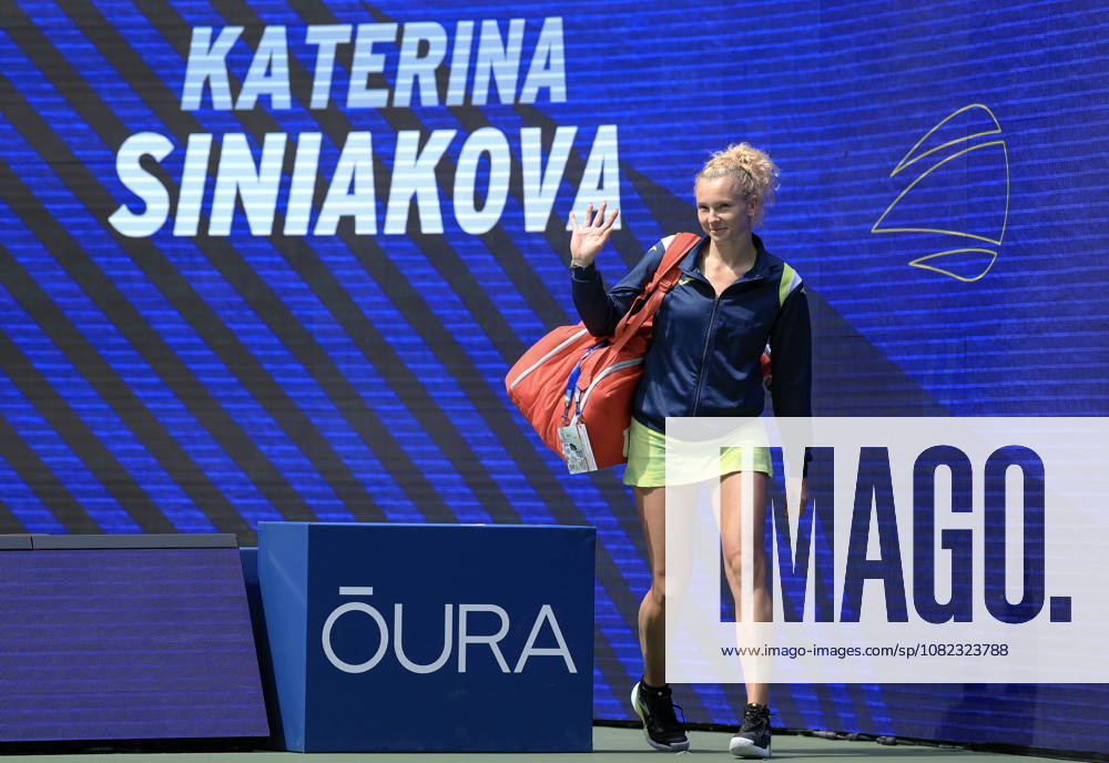 US Open tennis tournament - Day 5 Katerina Siniakova of Czechia enters the court before her match against Naomi Osaka of Japan during the Women s Singles second round of the US Open Tennis Championships in Flushing Meadows, New York, USA, 03 September 2026. FLUSHING MEADOWS NEW YORK United States