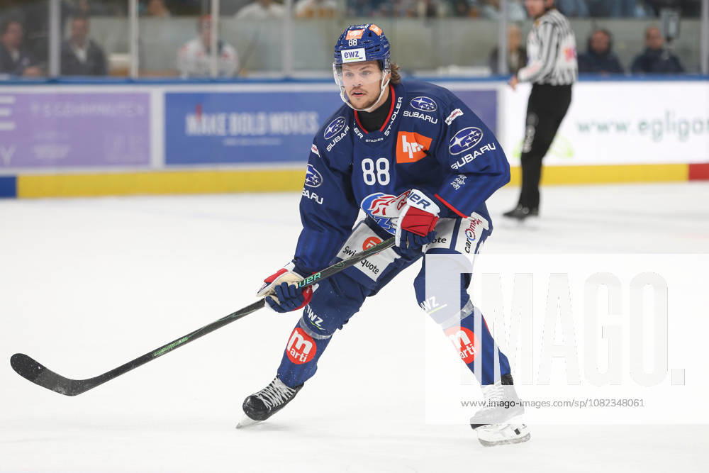 Zurich, SWITZERLAND, Swiss Life Arena, 2026–2027 Ice Hockey Season, Exhibition Game: ZSC Lions vs. Schwenninger Wild Wings, Malte Stroemwall, ZSC Lions