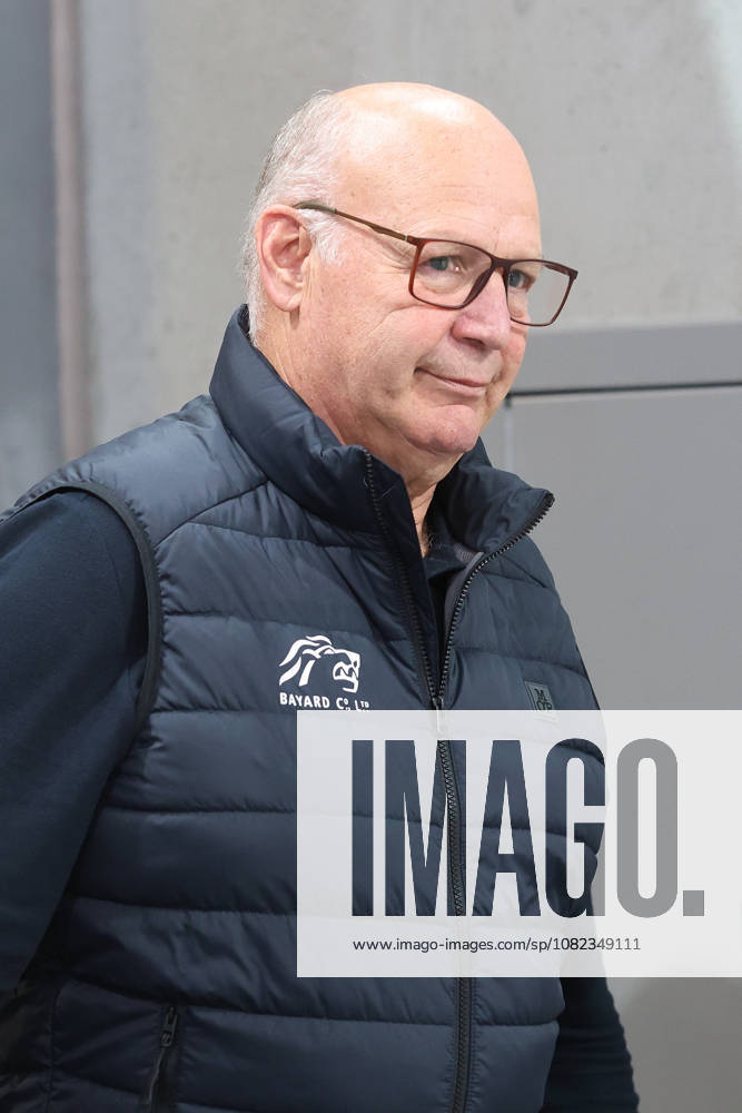 Zurich, SWITZERLAND, Swiss Life Arena, 2026–2027 Ice Hockey Season, Exhibition Game: ZSC Lions vs. Schwenninger Wild Wings, Coach Claude Julien, ZSC Lions