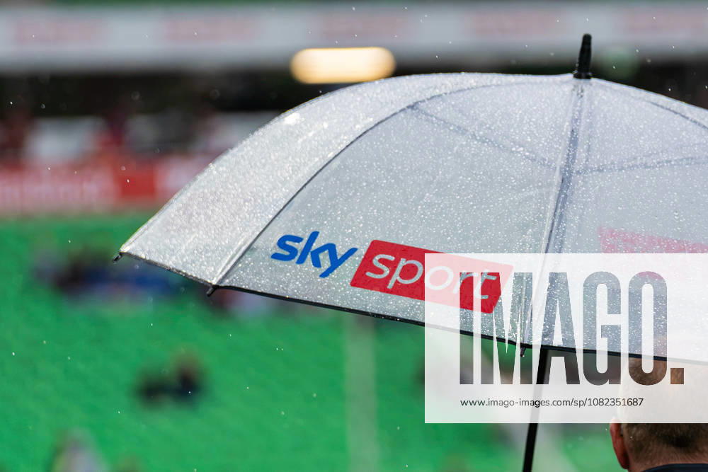 Hanover, Germany, September 4, 2026, 2nd Bundesliga 2026–2027, Matchday 4: Hannover 96 vs. Karlsruher SC. Pictured: Sky Sport umbrella. DFL and DFB regulations prohibit any use of photographs as image sequences and or quasi-video. Heinz von Heiden Arena, Lower Saxony