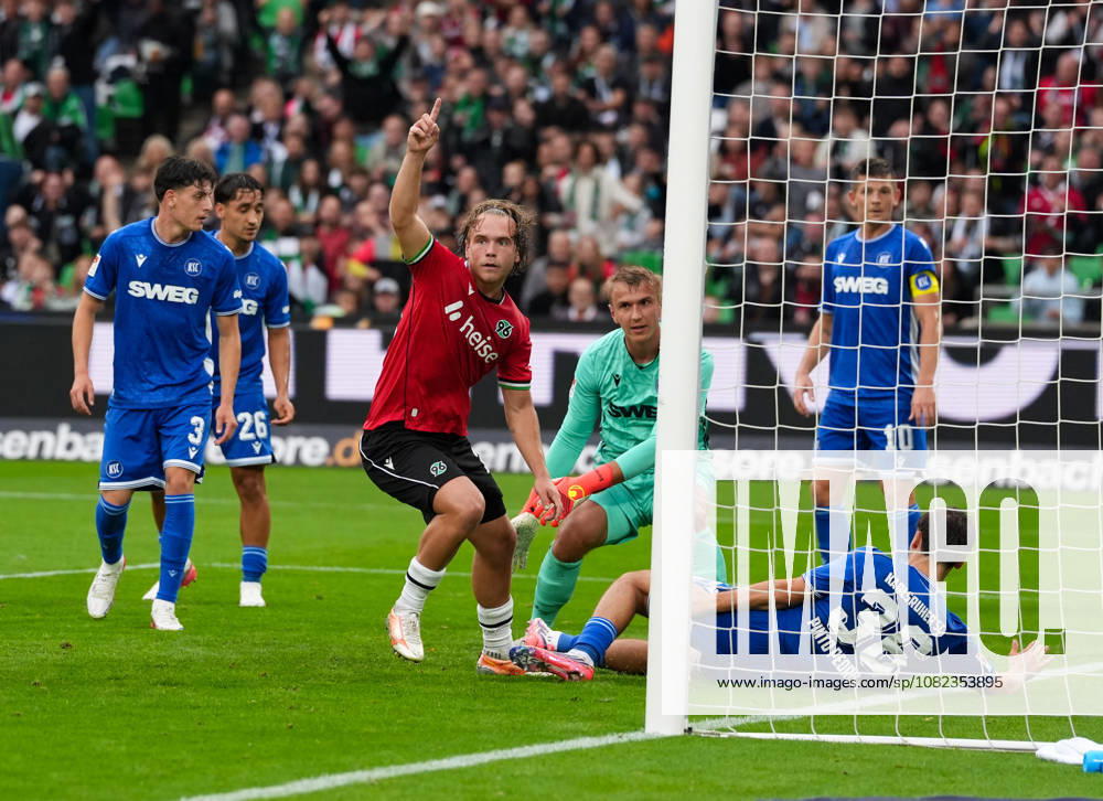 Lars Gindorf of Hannover 96, age 25, celebrates after scoring a goal in the first half. GER, Hannover 96 vs. Karlsruher SC, 2. Bundesliga, Matchday 4, 2026–27 season, Heinz von Heiden Arena, Hannover, September 4, 2026 DFL regulations prohibit any use of photographs as image sequences and or quasi-video GER, Hannover 96 vs. Karlsruher SC, 2. Bundesliga, Matchday 4, 2026–27 season, September 4, 2026, Hannover