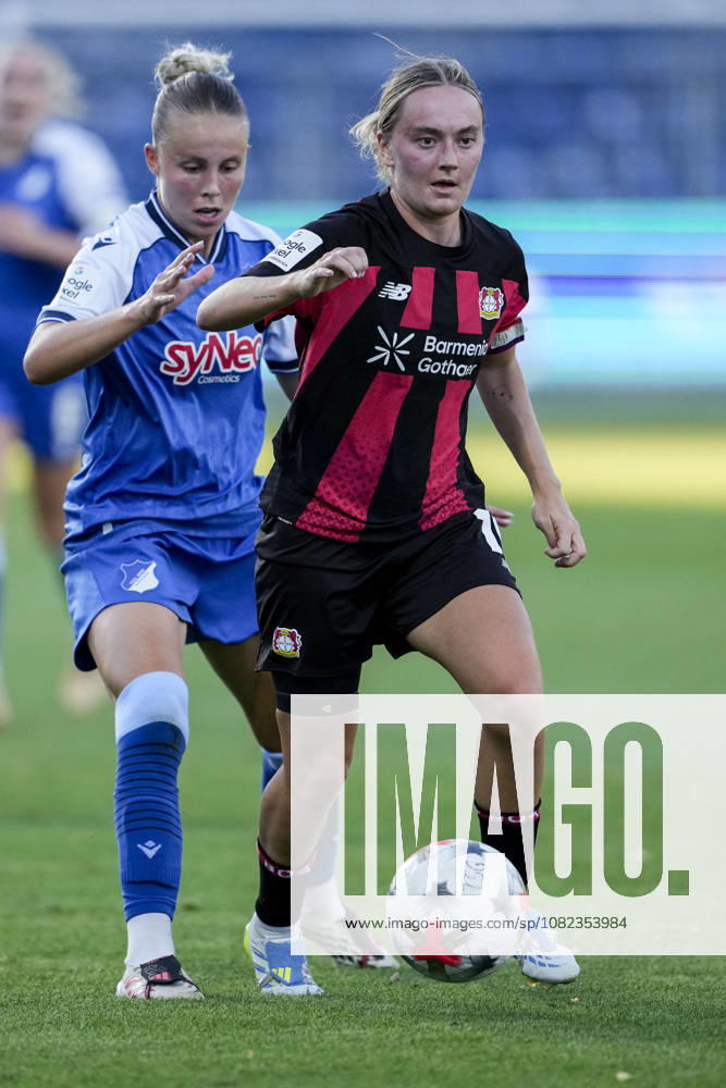 From left: Laura Gloning (TSG), 20, Sofie Lena Zdebel (B04), 16, tackle, game scene, duel, tackle, tackling, dynamism, action, 04 09 2026, Sinsheim, Hoffenheim, Germany, soccer, Google Pixel Women’s Bundesliga, TSG 1899 Hoffenheim vs. Bayer 04 Leverkusen, DFB and DFL regulations prohibit any use of photographs as image sequences and or quasi-video