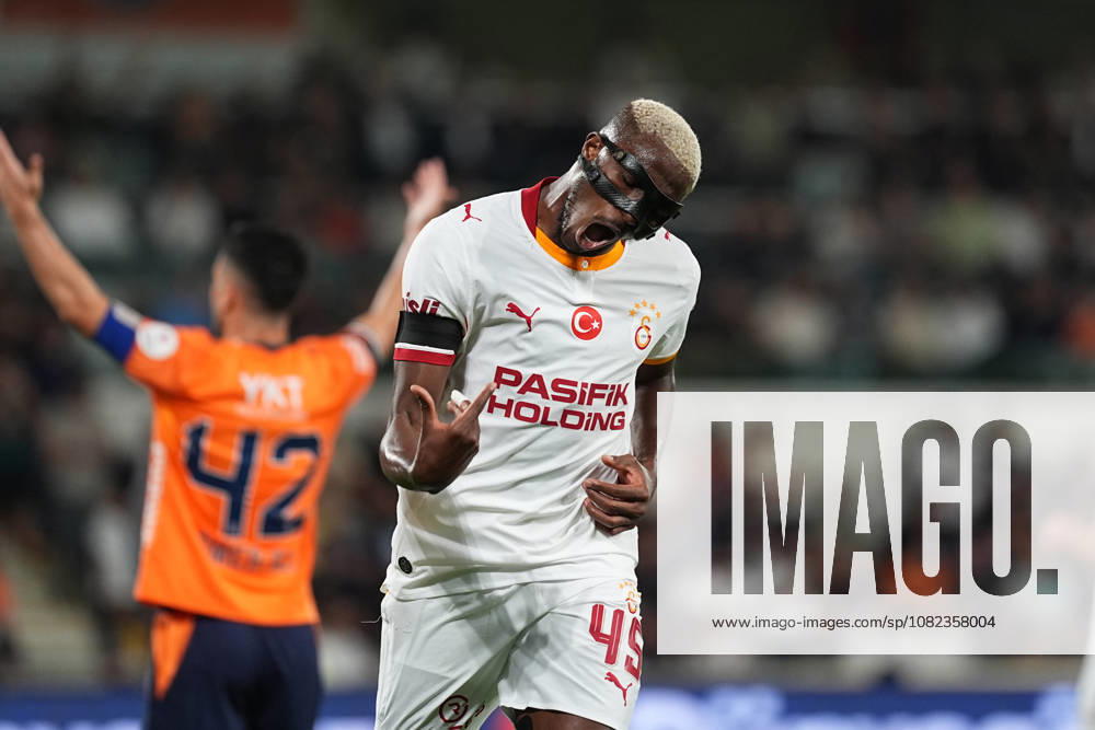Istanbul Basaksehir v Galatasaray - Turkish Super Lig ISTANBUL, TURKIYE - SEPTEMBER 4: Victor Osimhen (45) of Galatasaray celebrates after scoring a goal during the Turkish Super Lig 4th week football match between Istanbul Basaksehir and Galatasaray at Basaksehir Fatih Terim Stadium in Istanbul, Turkiye on September 4, 2026. Adem Kutucu Anadolu Istanbul Turkey. Editorial use only. Please get in touch for any other usage.