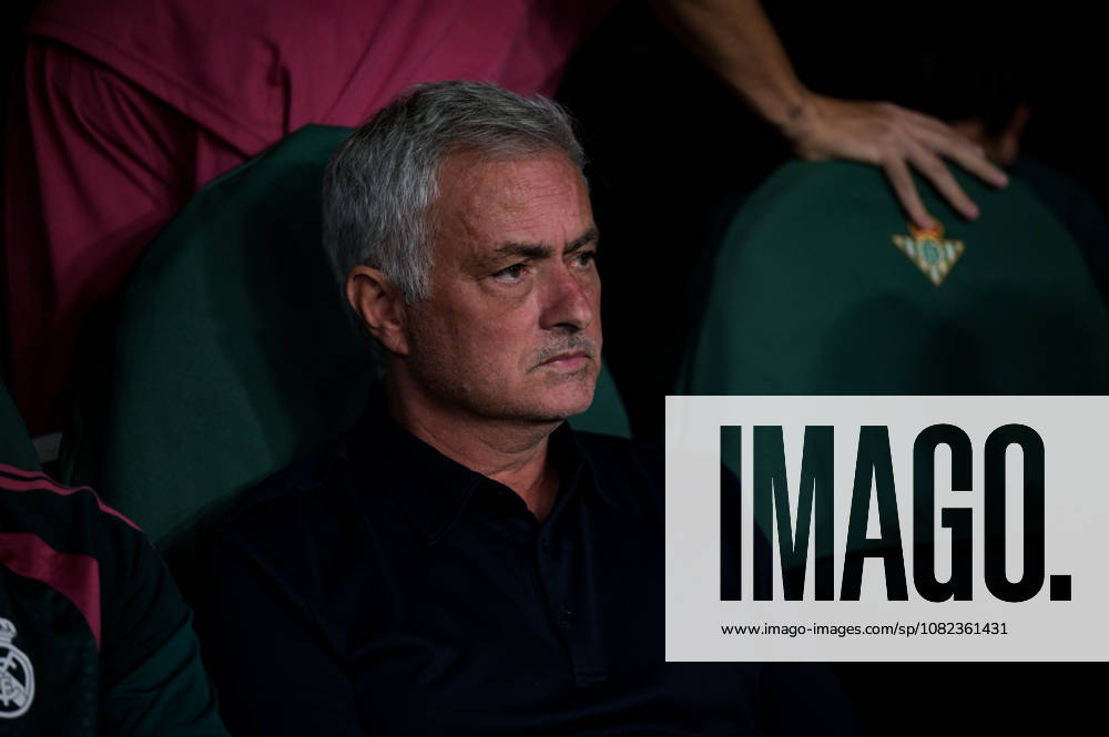 ESP: Real Betis Balompie vs Real Madrid - La Liga EA Sports SEVILLA, SPAIN - SEPTEMBER 4: Jose Mourinho of Real Madrid CF before the match between Real Betis Balompié and Real Madrid of La Liga EA Sports on September 4, 2026 at La Cartuja Stadium in Sevilla, Spain. (Photo by Samuel Carreno) Sevilla Sevilla Sevilla Spain