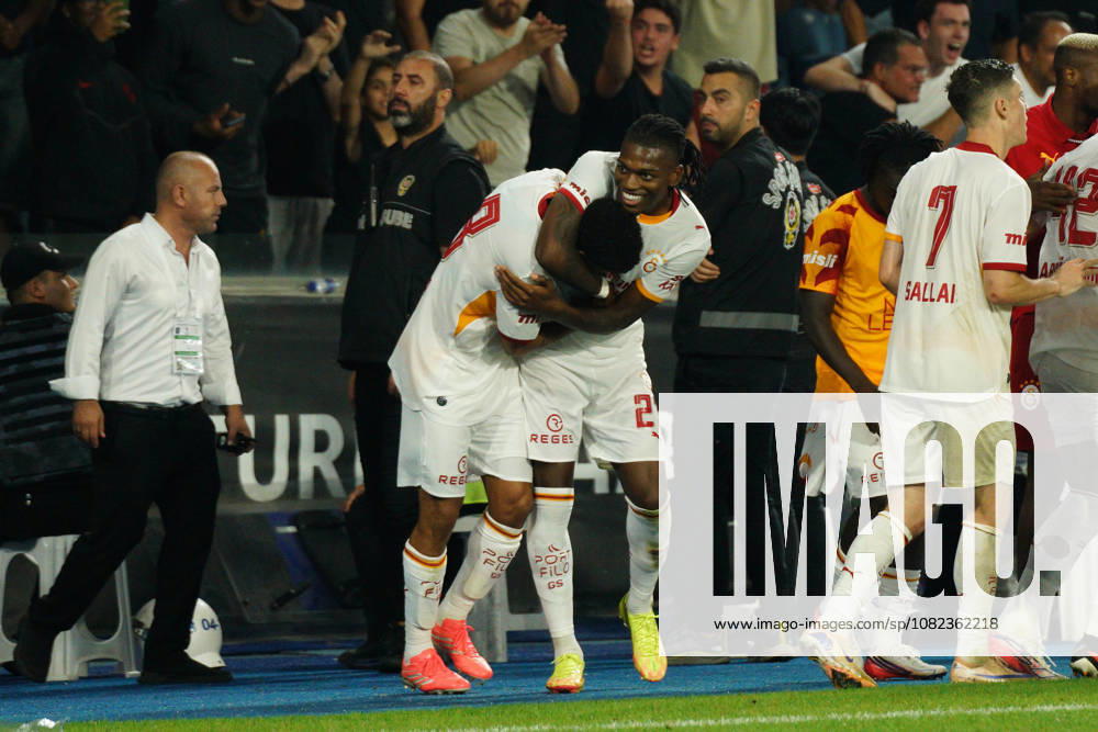 Gabriel Sara (L) with Rafael Leao (R) of Galatasaray celebrates after scoring his team s third goal during the Turkish Super League 2026 27 match between Basaksehir and Galatasaray at the Basaksehir Fatih Terim Stadium in Istanbul, Turkey, on September 4, 2026. Basaksehir Turkey - ZUMAu194 20260904_zip_u194_037