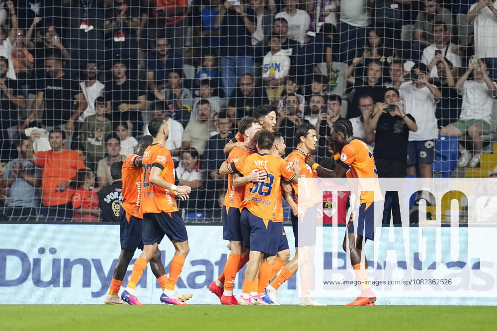 Istanbul Basaksehir FK v Galatasaray SK - Trendyol Super Lig ISTANBUL, TURKIYE - SEPTEMBER 04: Eldor Shomurodov of Basaksehir FK celebrates after scoring his team s first goal by a penalty kick during the Trendyol Super Lig match between Istanbul Basaksehir FK and Galatasaray SK at Basaksehir Fatih Terim Stadium on September 4, 2026 in Istanbul, Turkiye. Istanbul Basaksehir Fatih Terim Stadium Istanbul Turkiye
