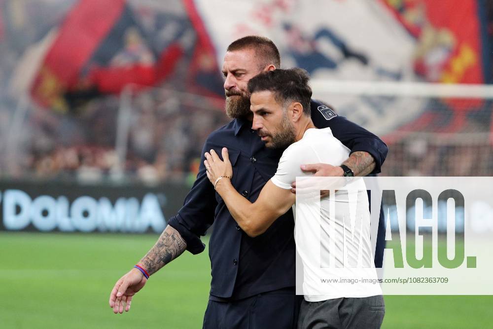 Foto IPP ACGE Genova 04 09 2026 Campionato Serie A 2026-2027 Genoa-Como nella foto: Daniele De Rossi, Cesc Fabnegas Italy Photo Press World Copyright Genova italy Italia ITALY