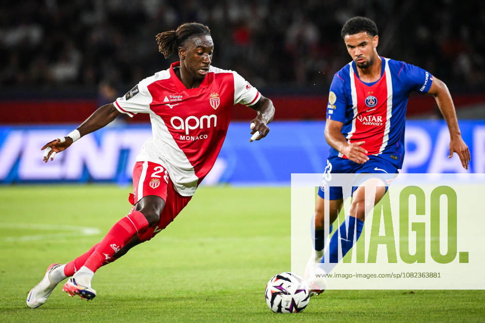 Mamadou COULIBALY of Monaco and Warren ZAIRE-EMERY of PSG during the Ligue 1 match between Paris Saint-Germain (PSG) and AS Monaco at Parc des Princes Stadium on September 04, 2026 in Paris, France. Paris Saint-Germain V AS Monaco - Ligue 1 - ZUMAm308 20260904_zsp_m308_004