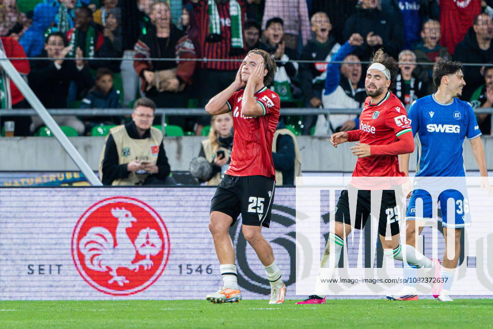 Hanover, Germany September 4, 2026 2nd Bundesliga 2026–2027 Matchday 4 Hannover 96 vs. Karlsruher SC Pictured: Lars Gindorf (H96) looks dissatisfied on the field. DFL and DFB regulations prohibit any use of photographs as image sequences and or quasi-video. Heinz von Heiden Arena, LowerLower Saxony