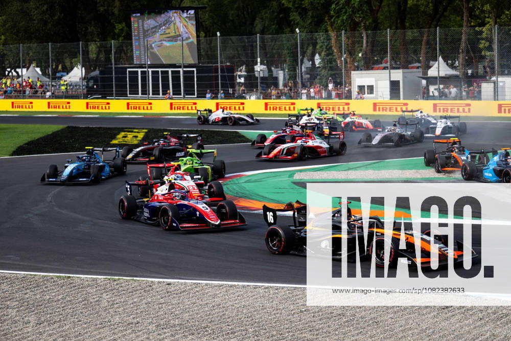 AUTO - FORMULA 3 2026 - MONZA Start of the race 16 DEL PINO Bruno (esp), Van Amersfoort Racing, Dallara F3 2025, action 05 SLATER Freddie (gbr), Trident, Dallara F3 2025, action during the 8th round of the 2026 FIA Formula 3 Championship from September 4 to 6, 2026 on the Autodromo Nazionale Monza, in Monza, Italy - MonzaItaly